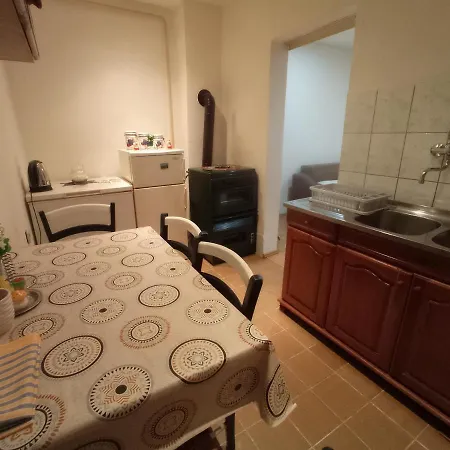 Studio Apartment Aila Apartman *
