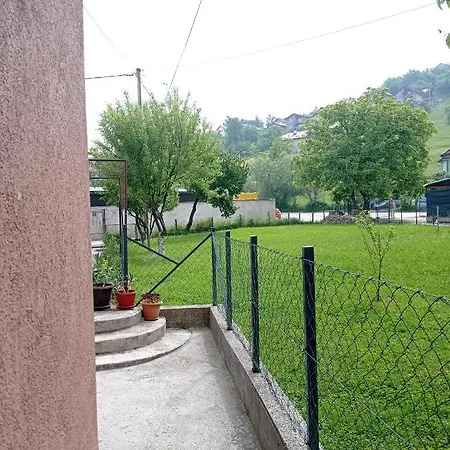 Apartman Studio Apartment Aila *