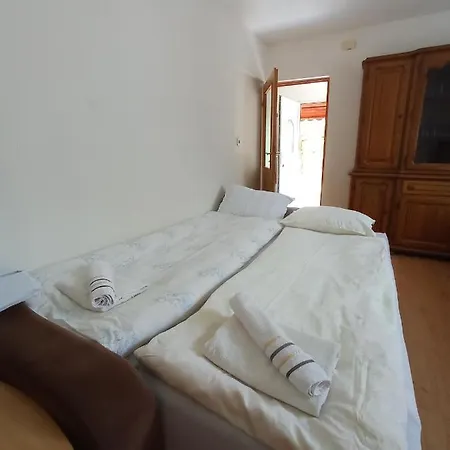 Studio Apartment Aila
